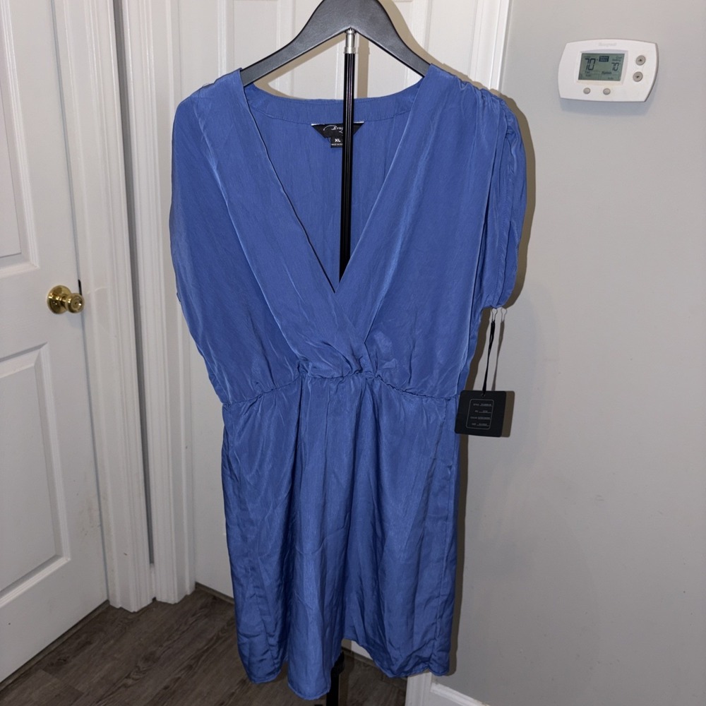 Brooke Leigh Royal Blue Satin V-Neck Dress Elastic Waist XL NWT Casual Office